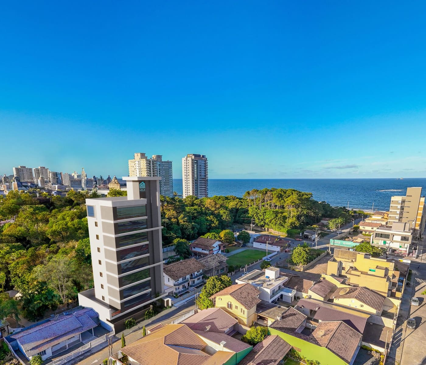 Vista aérea do Canto Del Mare Residence, empreendimento residencial da Melk Empreendimentos a 300 metros do mar em Balneário Piçarras